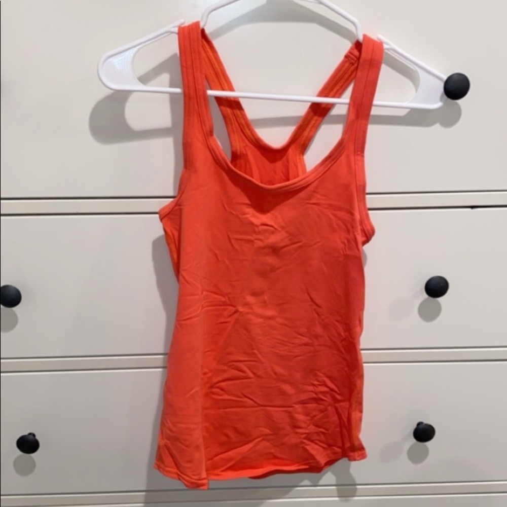 Lululemon tank